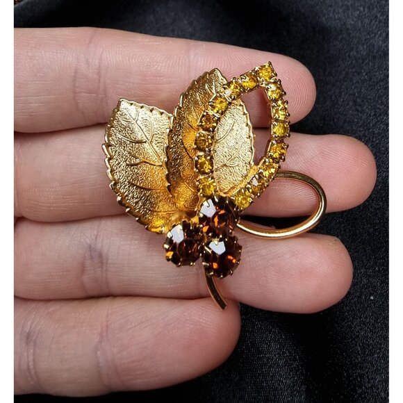 Vintage Judy Lee Gold Leaf Brooch & Clip-On Earrings Set With Amber Rhinestones - Picture 5 of 5